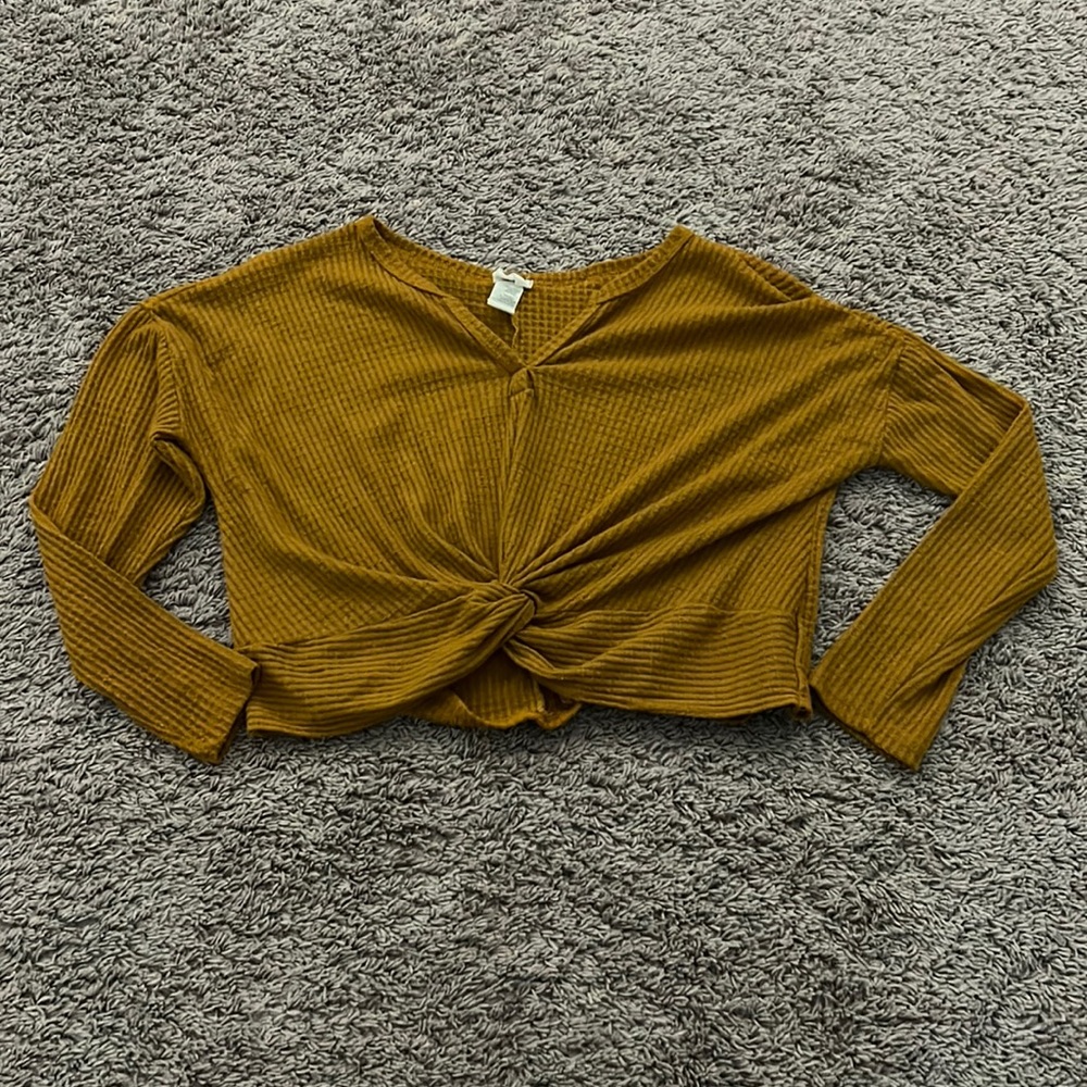 Cropped sweater
